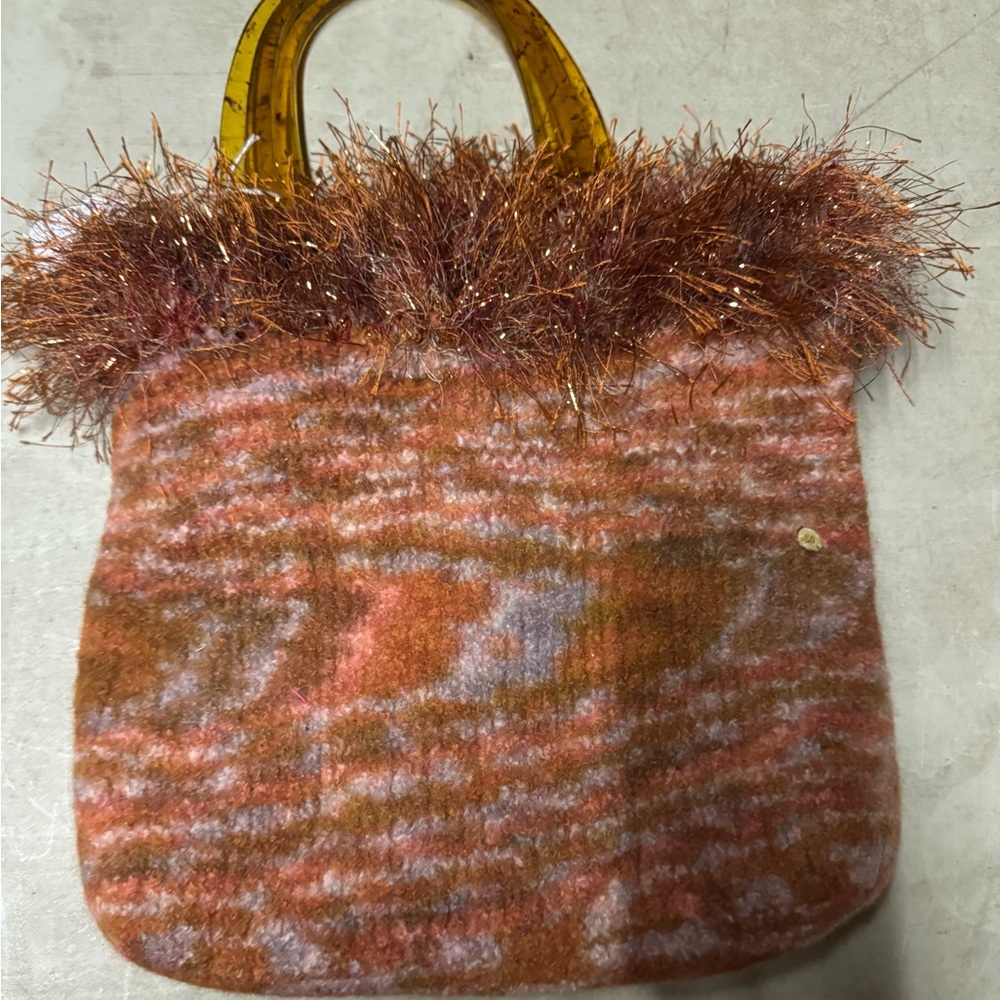 Vtg Michelle Thompson Orange & Brown HandKnit Tote & Amber Acrylic Handles